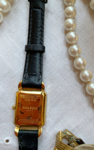 Load image into Gallery viewer, Nina Ricci Bow leather Watch
