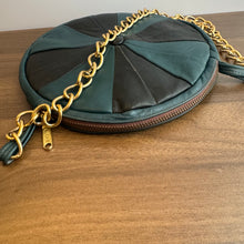 Load image into Gallery viewer, Vintage Circle Chain Bag
