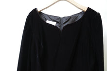 Load image into Gallery viewer, Vintage Velvet Top

