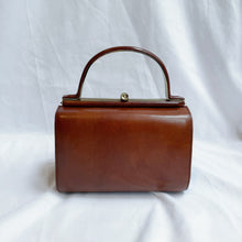 Load image into Gallery viewer, 70s Vintage box bag
