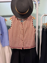Load image into Gallery viewer, Jamm design | 直線與曲線背心(Burgundy/Navy)
