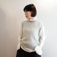 Load image into Gallery viewer, Jamm select | Ruffle Top (Black/White/Striped)
