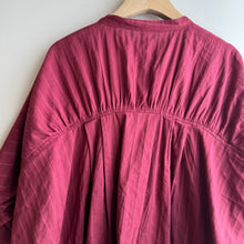 Load image into Gallery viewer, Jamm select | Pleated Blouse (Grey/Wine/Ivory)
