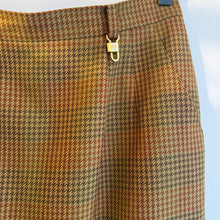 Load image into Gallery viewer, Vintage Daks Houndstooth Wool Skirt
