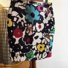 Load image into Gallery viewer, Max Mara Flower Pattern Skirt
