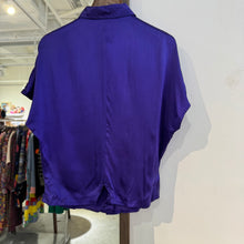 Load image into Gallery viewer, Vintage Purple Silky Top

