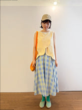 Load image into Gallery viewer, Jamm design | 一舊雲朵 ☁️背心(Ivory/Black)

