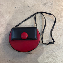 Load image into Gallery viewer, Vintage Circle Leather Bag
