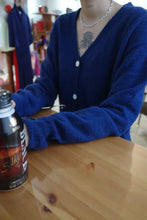 Load image into Gallery viewer, Jamm select | VNeck Cardigan
