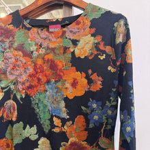 Load image into Gallery viewer, Vintage Kenzo Floral Pattern Top
