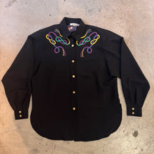 Load image into Gallery viewer, HK Vintage Embroidery Shirt
