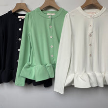 Load image into Gallery viewer, Jamm select | Ruffle Top
