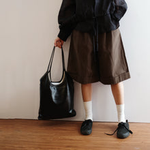 Load image into Gallery viewer, Jamm select | Wide Shorts (Black/brown/ivory)
