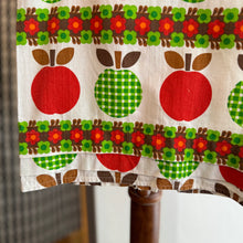 Load image into Gallery viewer, 70s Apple Printed Skirt
