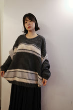 Load image into Gallery viewer, Jamm select | Striped Sweater
