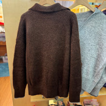 Load image into Gallery viewer, Jamm select | VNeck Mohair sweater
