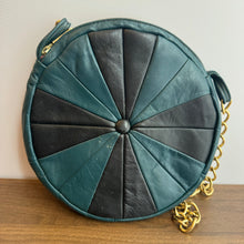 Load image into Gallery viewer, Vintage Circle Chain Bag
