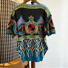 Load image into Gallery viewer, 80s Vintage Sweater
