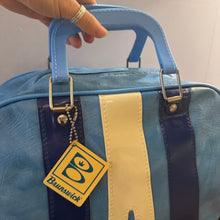 Load image into Gallery viewer, Vintage 70s Bowling bag
