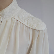 Load image into Gallery viewer, Vintage Embroidery Yoke Blouse
