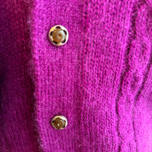 Load image into Gallery viewer, Vintage 花花鈕mohair cardigan
