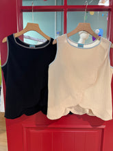 Load image into Gallery viewer, Jamm design | 一舊雲朵 ☁️背心(Ivory/Black)
