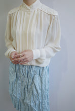 Load image into Gallery viewer, Vintage Embroidery Yoke Blouse

