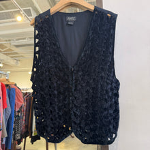 Load image into Gallery viewer, Vintage Woven Vest
