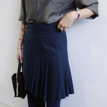 Load image into Gallery viewer, Salvatore Ferragamo Pleated Skirt
