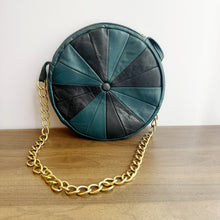 Load image into Gallery viewer, Vintage Circle Chain Bag
