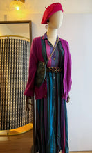 Load image into Gallery viewer, Vintage 花花鈕mohair cardigan
