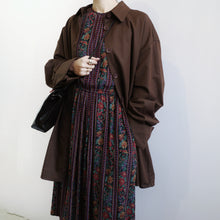 Load image into Gallery viewer, Vintage Pattern Dress
