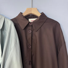 Load image into Gallery viewer, Jamm Select | Pleated Details coat
