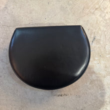 Load image into Gallery viewer, Vintage Circle Leather Bag
