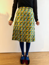 Load image into Gallery viewer, Vintage Pattern Skirt
