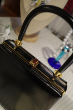 Load image into Gallery viewer, Vintage Box bag
