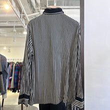 Load image into Gallery viewer, Vintage Striped Shirt

