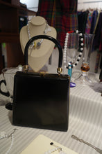 Load image into Gallery viewer, Vintage Box bag
