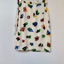 Load image into Gallery viewer, Vintage Pattern Skirt
