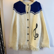 Load image into Gallery viewer, Vintage 人仔跳舞cape
