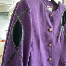 Load image into Gallery viewer, Vintage Jacket
