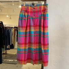 Load image into Gallery viewer, Vintage Check Pattern Skirt
