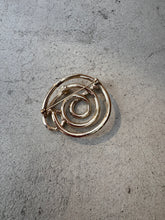 Load image into Gallery viewer, Vintage Brooch
