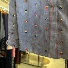Load image into Gallery viewer, Vintage Embroidery Flower Pattern Shirt
