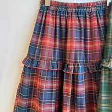 Load image into Gallery viewer, Jamm select | Check Pattern Skirt (Red/green/black)
