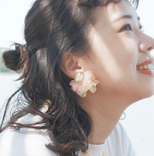 Load image into Gallery viewer, Sep.beads| 澎澎裙 earrings
