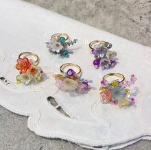 Load image into Gallery viewer, Sep.beads | 花叢戒 Flower Rings
