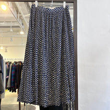 Load image into Gallery viewer, Vintage Dotted Skirt
