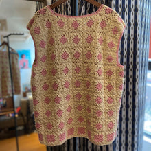 Load image into Gallery viewer, 80-90s crochet vintage tank
