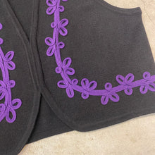 Load image into Gallery viewer, Vintage Pattern Vest

